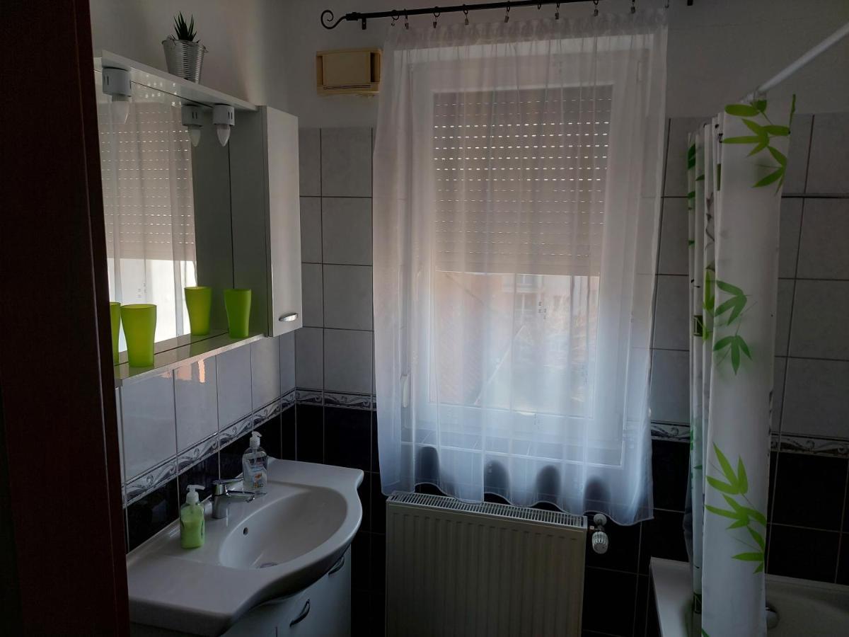 Samuci Apartman Hajdúszoboszló Εξωτερικό φωτογραφία