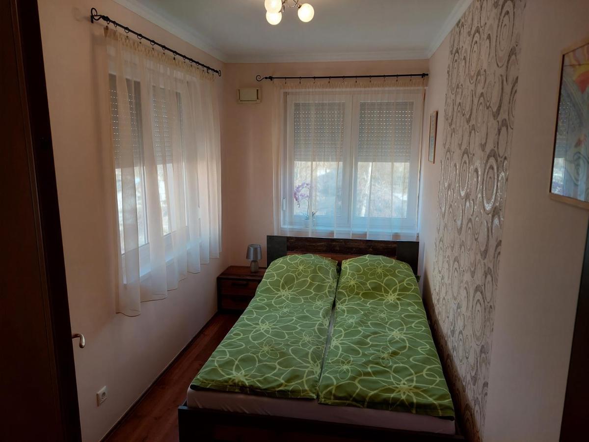 Samuci Apartman Hajdúszoboszló Εξωτερικό φωτογραφία